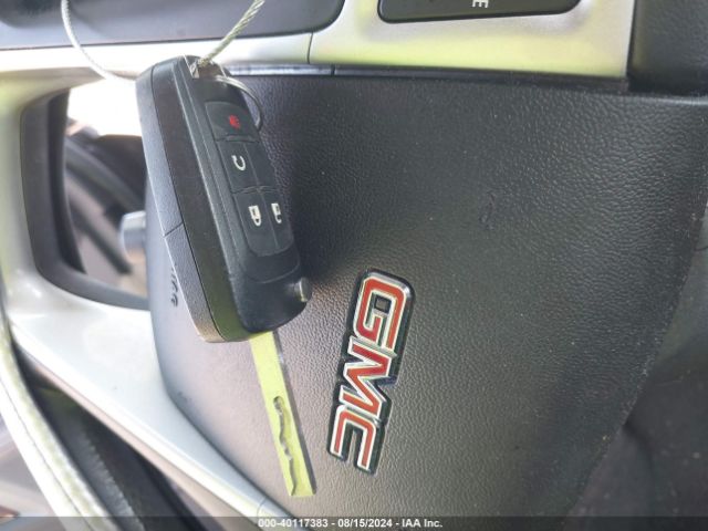2GKFLUE3XG6235779 GMC Terrain Slt
