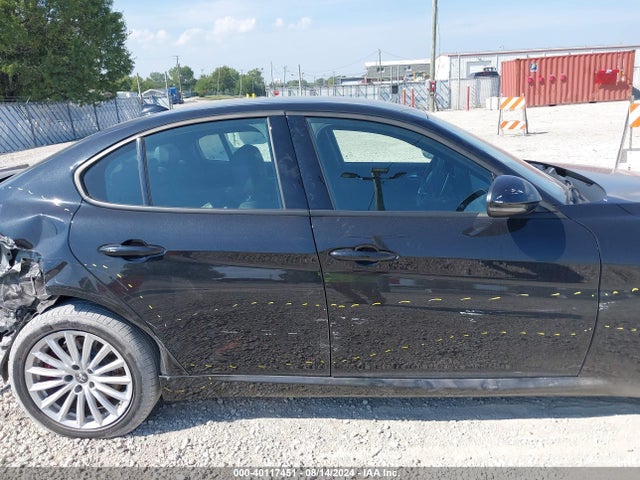 Alfa Romeo Giulia Sprint Awd 2023 ZARFANAN6P7673798 Image 13