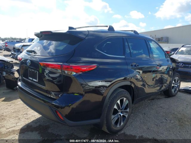 5TDGZRBH6MS121422 Toyota Highlander Xle