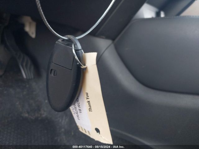 JN8AT2MTXJW464234 Nissan Rogue Sl