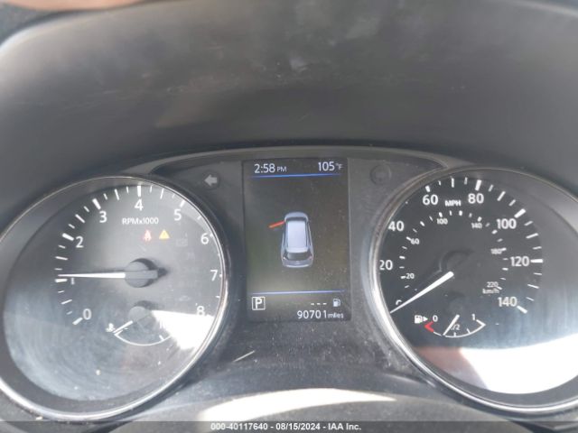 JN8AT2MTXJW464234 Nissan Rogue Sl