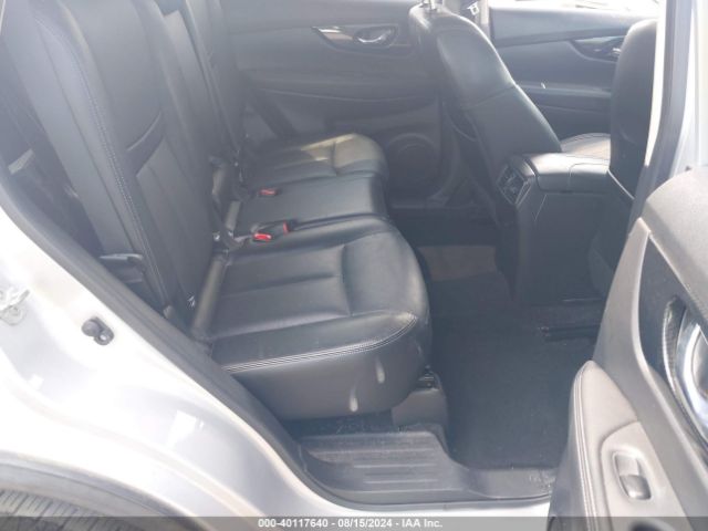JN8AT2MTXJW464234 Nissan Rogue Sl