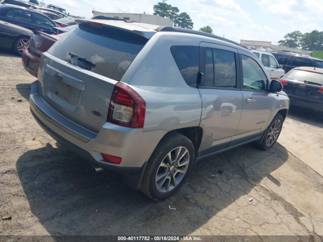 1C4NJCBA5GD590287 Jeep Compass Sport Se