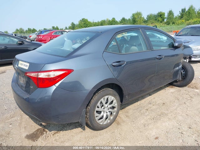 Toyota COROLLA LE 2018 2T1BURHE8JC084173 Image 4