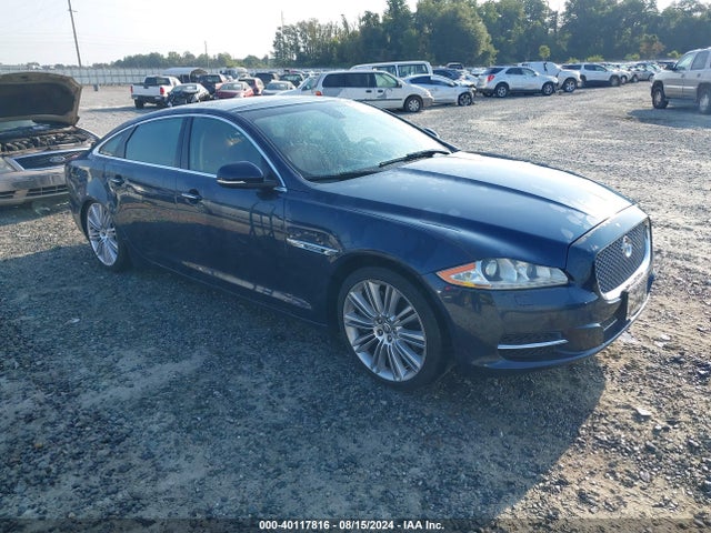 2011 JAGUAR XJ SAJWA2GE9BMV06878 Photo 0