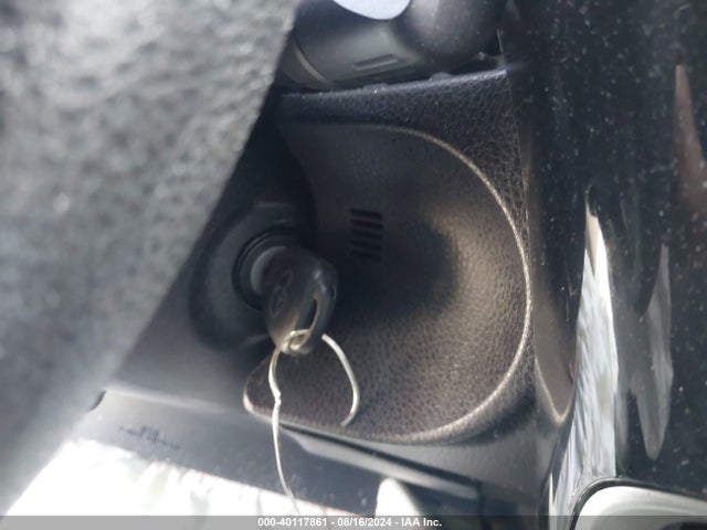 Toyota COROLLA LE 2018 5YFBURHE1JP767817 Image 11