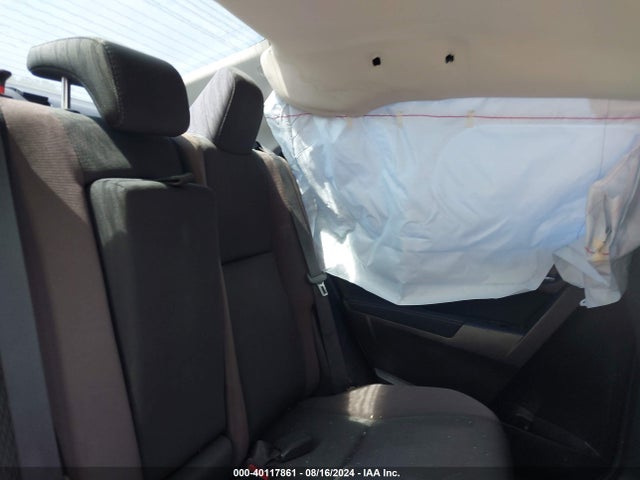 Toyota COROLLA LE 2018 5YFBURHE1JP767817 Image 8