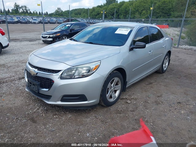 Chevrolet MALIBU LS 2015 1G11B5SL1FF142245 Image 2
