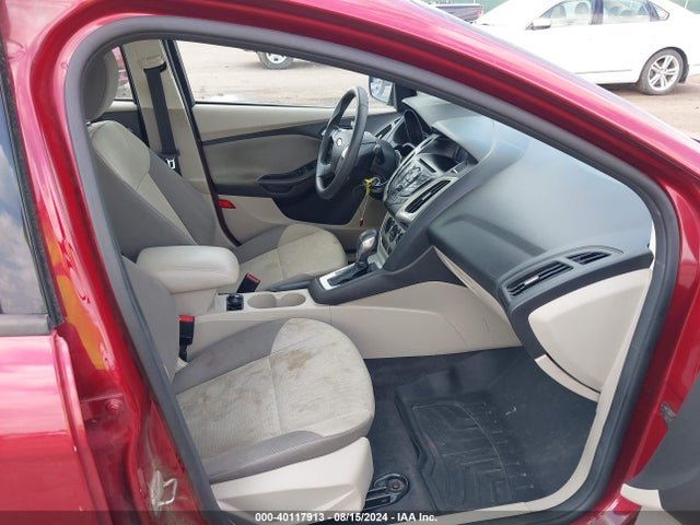 Ford FOCUS SE 2014 1FADP3F24EL186452 Image 5