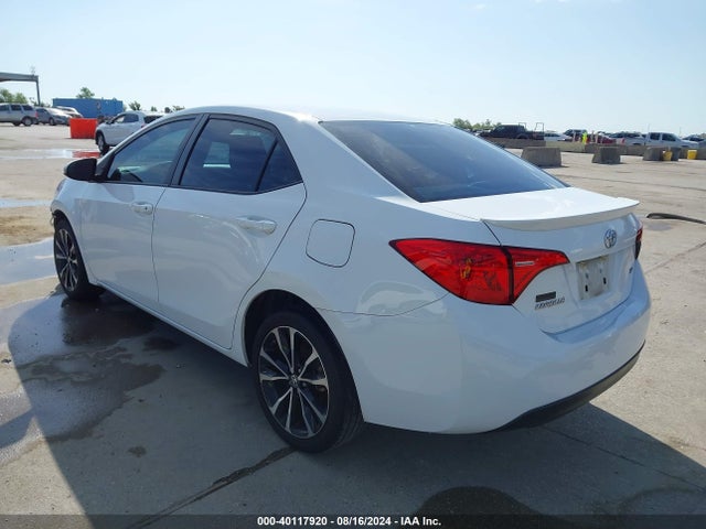 Toyota COROLLA SE 2019 5YFBURHE3KP905682 Image 3