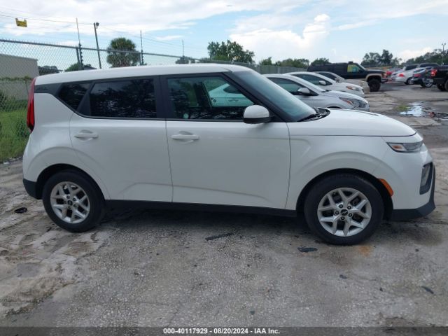 KNDJ23AU2N7827434 KIA SOUL LX