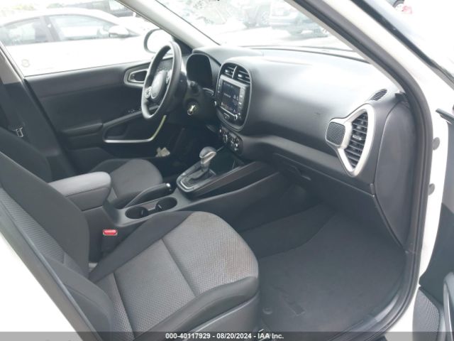 KNDJ23AU2N7827434 KIA SOUL LX