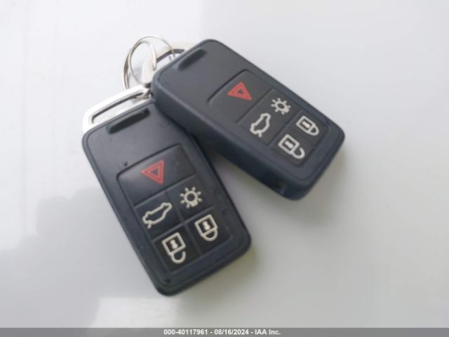 YV4612RM9G2781136 Volvo Xc60 T5 Platinum