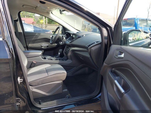 Ford ESCAPE SE 2017 1FMCU0G91HUF05597 Image 5