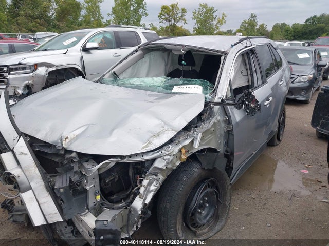 Toyota RAV4 LE 2021 2T3F1RFV1MW185353 Image 2