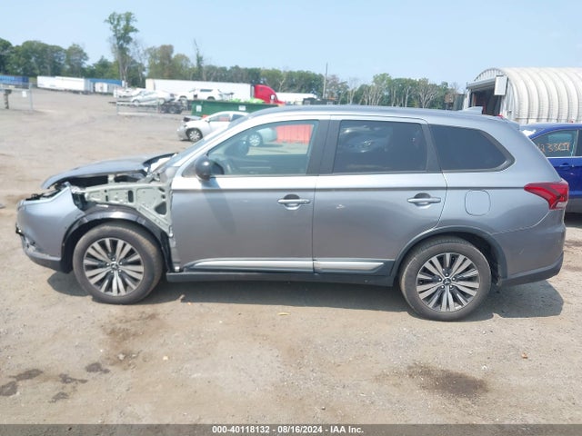 Mitsubishi Outlander Es 2019 JA4AD2A35KZ050429 Image 14