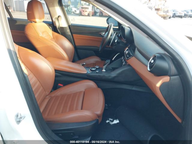 ZARFAECN5H7552372 Alfa Romeo Giulia Ti Rwd