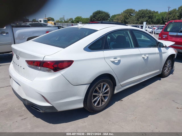 Hyundai SONATA SE 2018 5NPE24AF0JH692811 Image 4