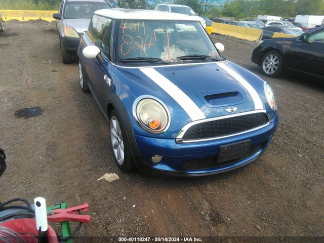 2008 MINI COOPER S WMWMF73558TV32318 Photo 0