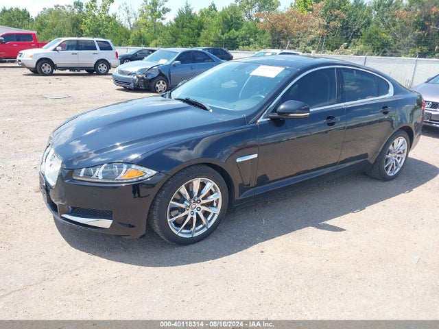2012 JAGUAR XF SAJWA0FB0CLS54571 Photo 1