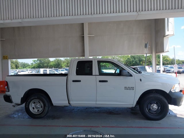 1C6RR7FG4JS326200 RAM 1500 Tradesman Quad Cab 4x4 6'4 Box