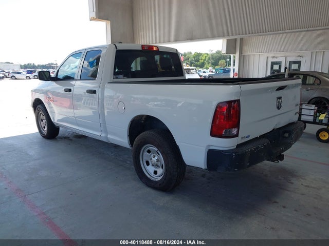 1C6RR7FG4JS326200 RAM 1500 Tradesman Quad Cab 4x4 6'4 Box