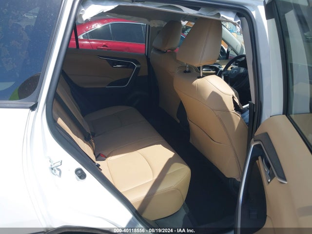 Toyota Rav4 Xle Premium 2023 2T3C1RFV0PW280204 Image 8
