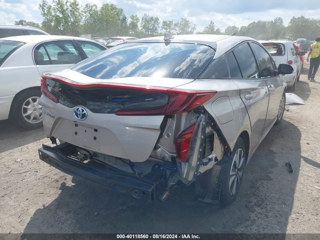 Toyota Prius Prime Premium 2019 JTDKARFP8K3110892 Image 17