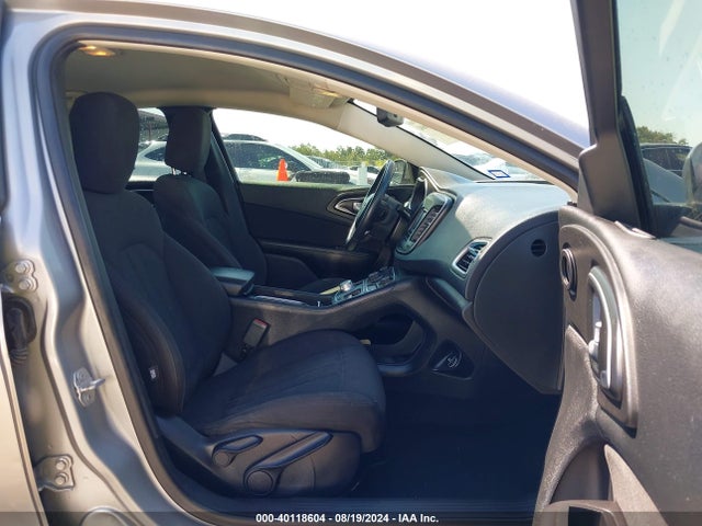 1C3CCCAB9FN673049 Chrysler 200 Limited