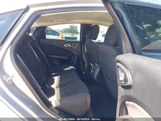1C3CCCAB9FN673049 Chrysler 200 Limited