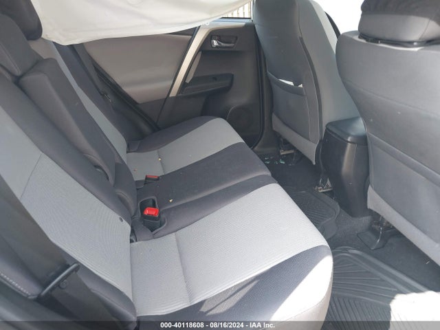 Toyota Rav4 Xle 2015 2T3RFREV7FW260236 Image 8