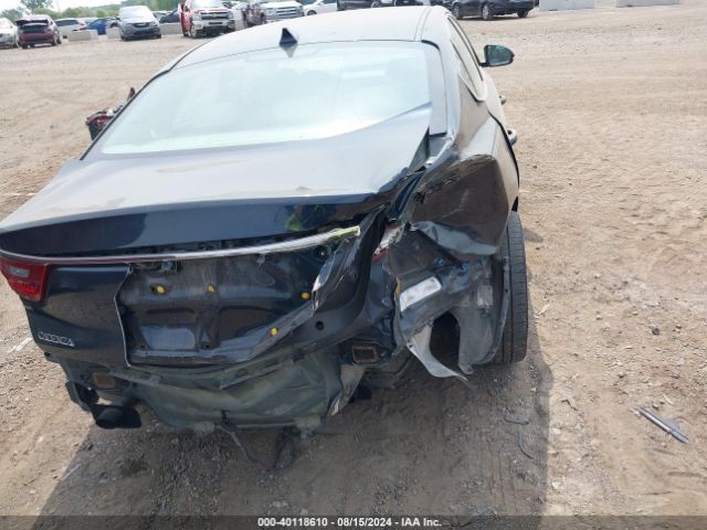 KNALB4J17H5039556 KIA Cadenza Premium