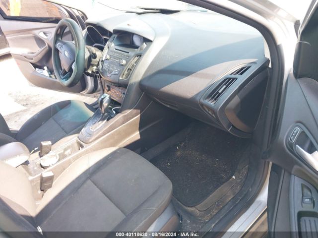 1FADP3F26FL342878 Ford FOCUS SE