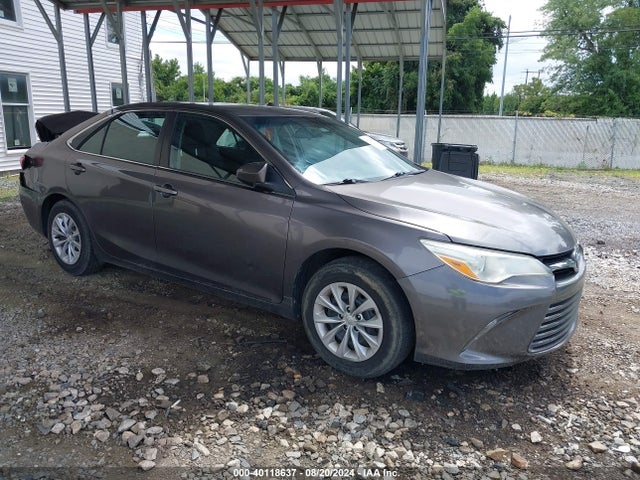 Toyota CAMRY LE 2015 4T1BF1FK0FU914932 main image