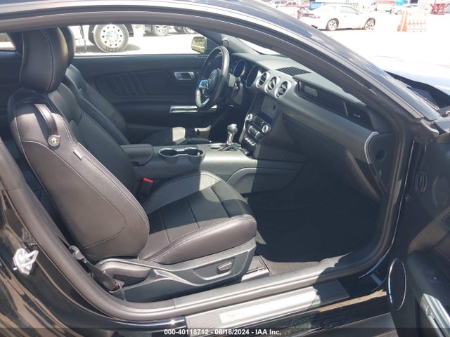 Ford Mustang Ecoboost Premium Fastback 2022 1FA6P8TH8N5140335 Image 5