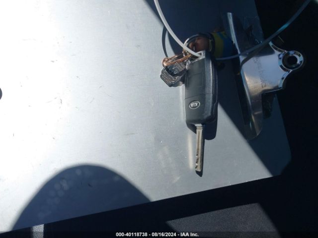 KNDJP3A53E7076502 KIA SOUL +
