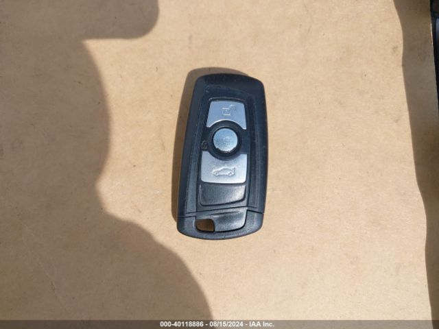 WBA3B1C5XFK139146 BMW 320i