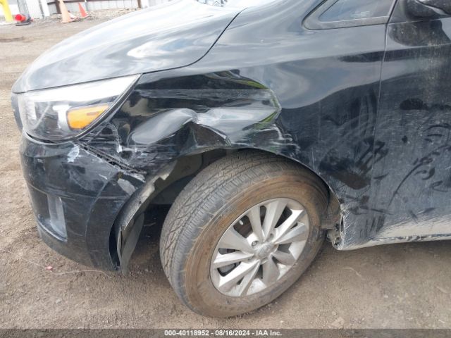 KNDMA5C18H6280727 KIA Sedona L
