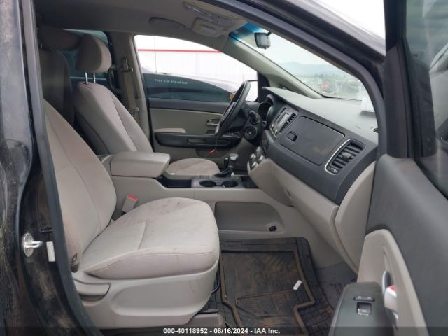 KNDMA5C18H6280727 KIA Sedona L