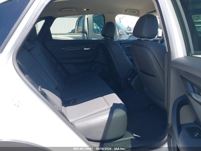Vinfast Vf 8 Eco 2023 RLLV1AEB4PH000992 Image 8