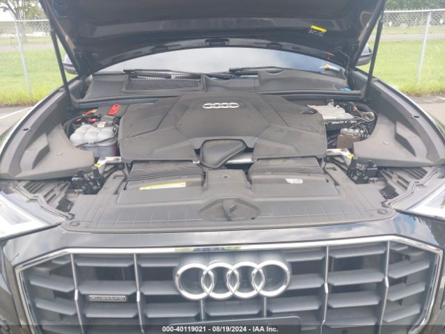 WA1AVAF18KD011989 Audi Q8 55 Premium