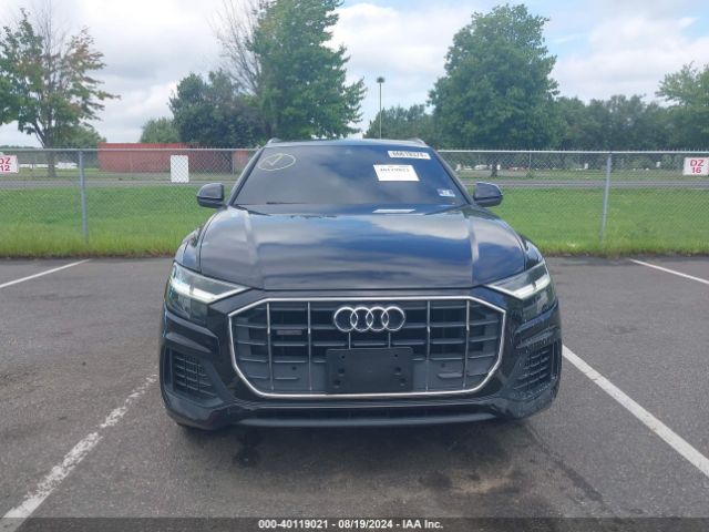WA1AVAF18KD011989 Audi Q8 55 Premium