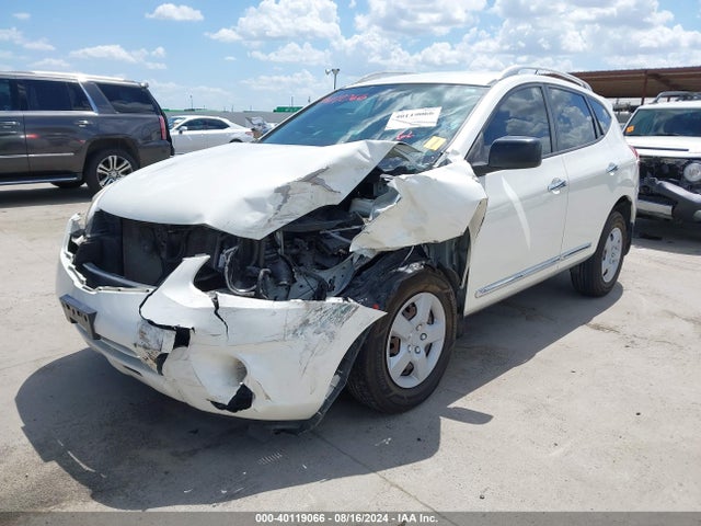 Nissan Rogue Select S 2015 JN8AS5MT7FW672082 Image 2