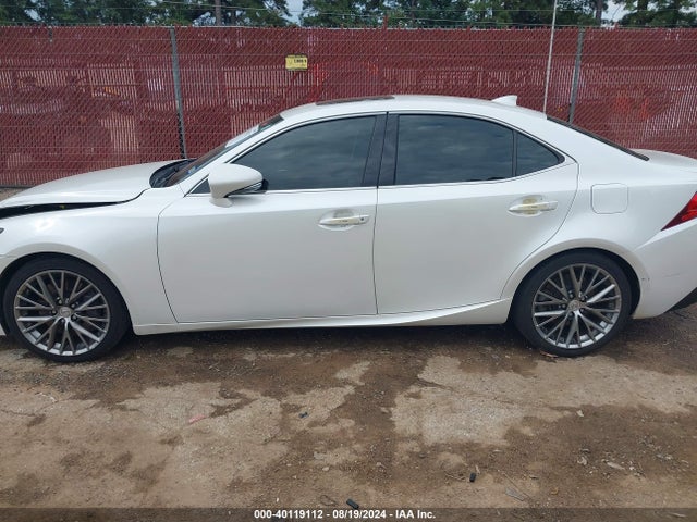 Lexus IS 200T 2016 JTHBA1D24G5010050 Image 15
