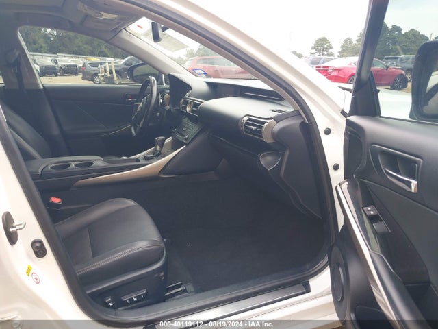 JTHBA1D24G5010050 Lexus IS 200T