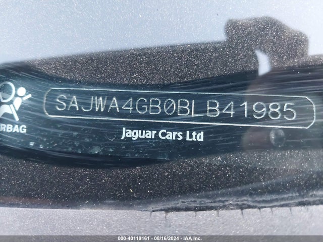 2011 JAGUAR XK SAJWA4GB0BLB41985 Photo 8
