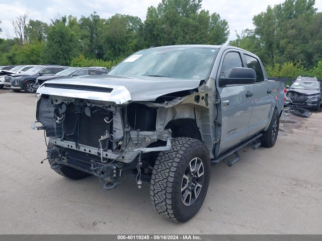 5TFHW5F12JX761555 Toyota Tundra Limited 5.7l V8