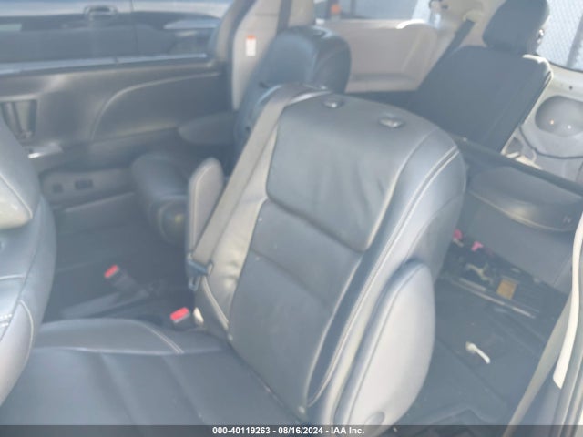 5TDXK3DC1FS543135 Toyota Sienna Se Premium 8 Passenger