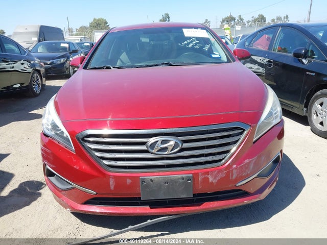Hyundai SONATA SE 2016 5NPE24AF1GH314182 Image 12