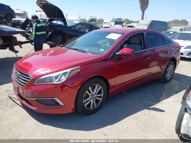Hyundai SONATA SE 2016 5NPE24AF1GH314182 Image 2